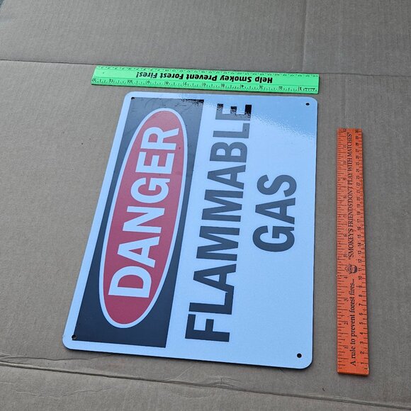 "Danger Flammable Gas"  10" x 14" Highly Reflective Metal sign - Picture 3 of 8